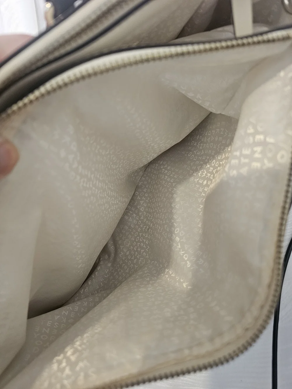 kate spade Laurel Way Leighann Cream Leather Tote with Black Handles